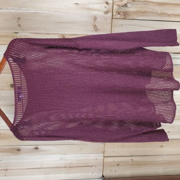 Jennifer Lopez pullover burgandy‎ sweater. - Picture 4 of 4